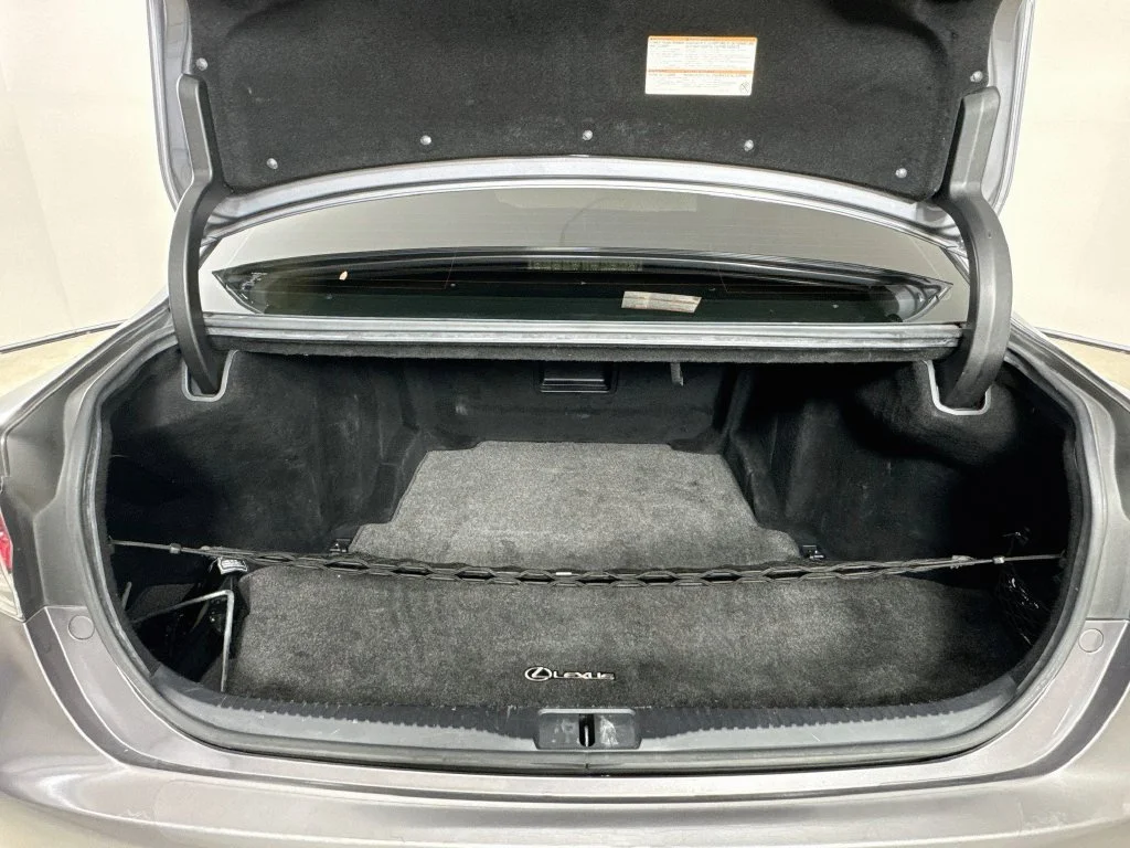 Used 2016 Gray Pearl Lexus 350 image 33