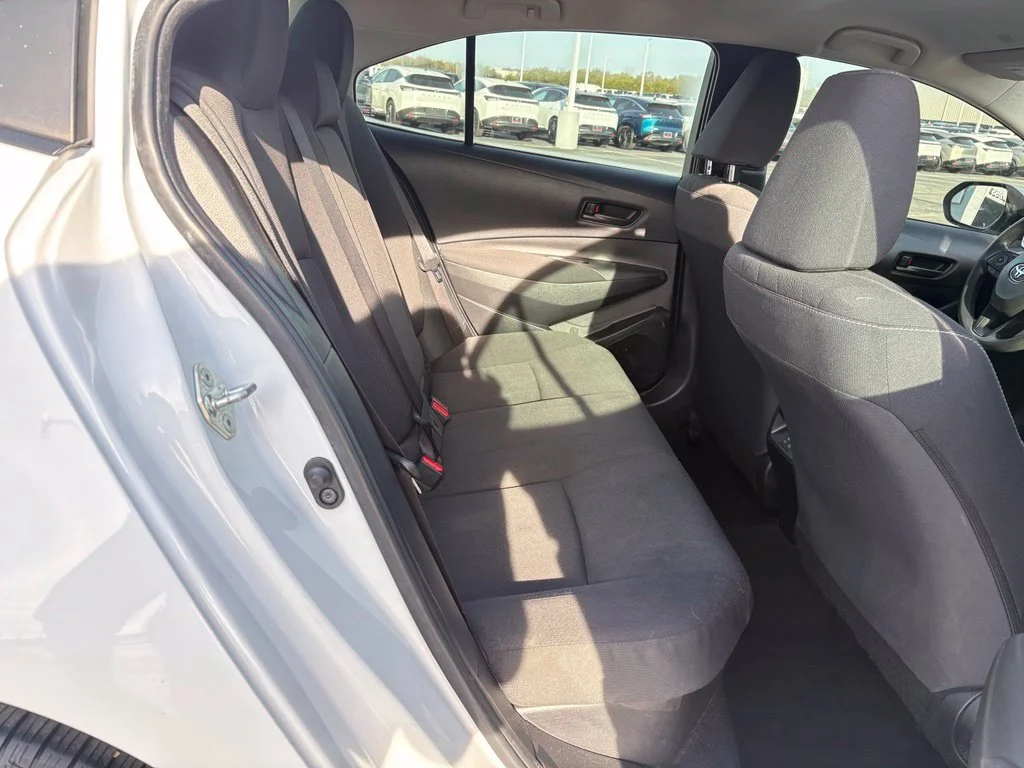 Used 2023 White Toyota LE image 18