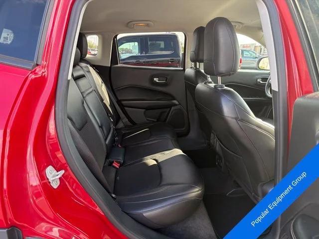 Used 2018 Redline Pearlcoat Jeep Latitude image 6