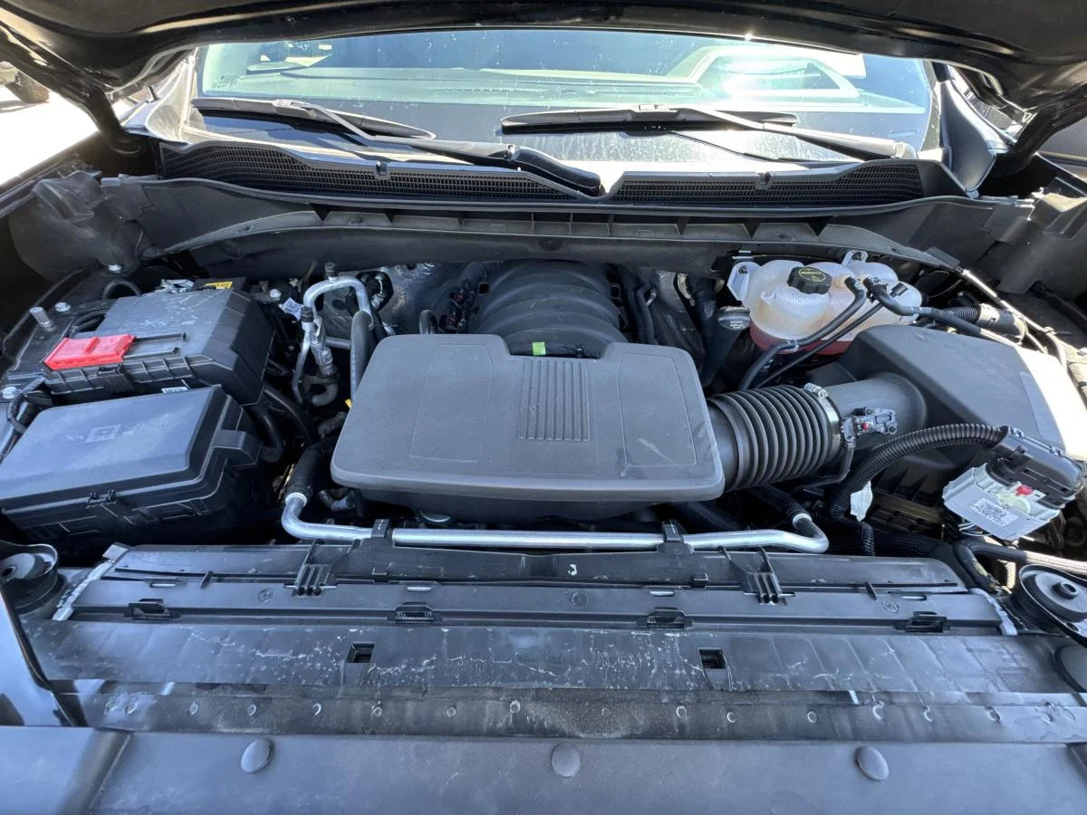 Used 2025 Black Chevrolet ZR2 image 22