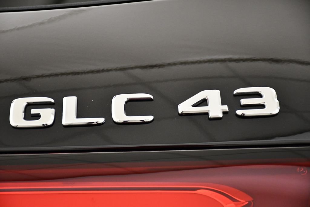 2025 Mercedes-Benz GLC AMG GLC43 - Photo 10