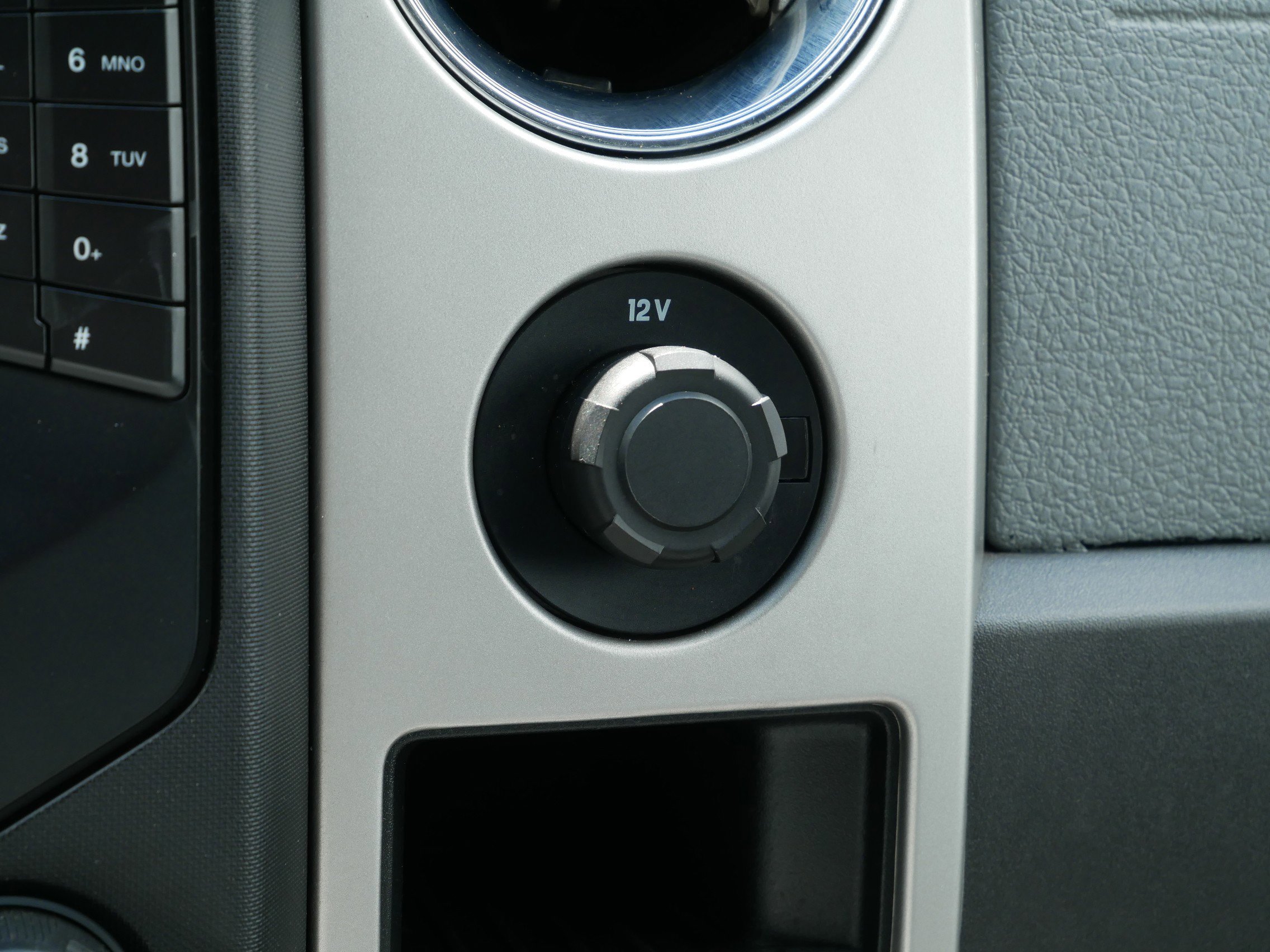 Used 2014  Ford XLT image 27