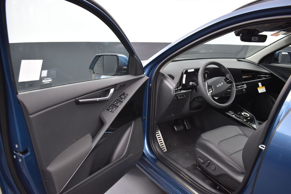 New 2026 Mineral Blue Kia WAVE image 5