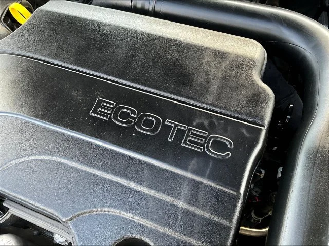 Used 2025 Blue Chevrolet LT image 31