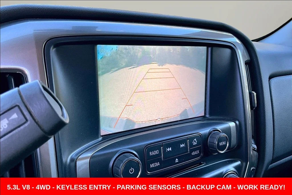Used 2018 Red Chevrolet LT image 17