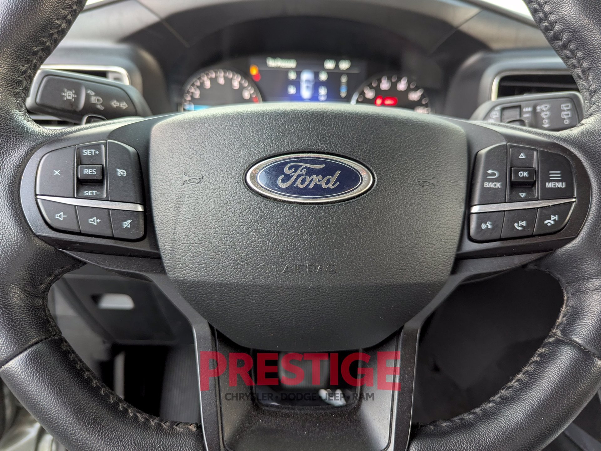 Used 2020 Green Ford XLT image 16