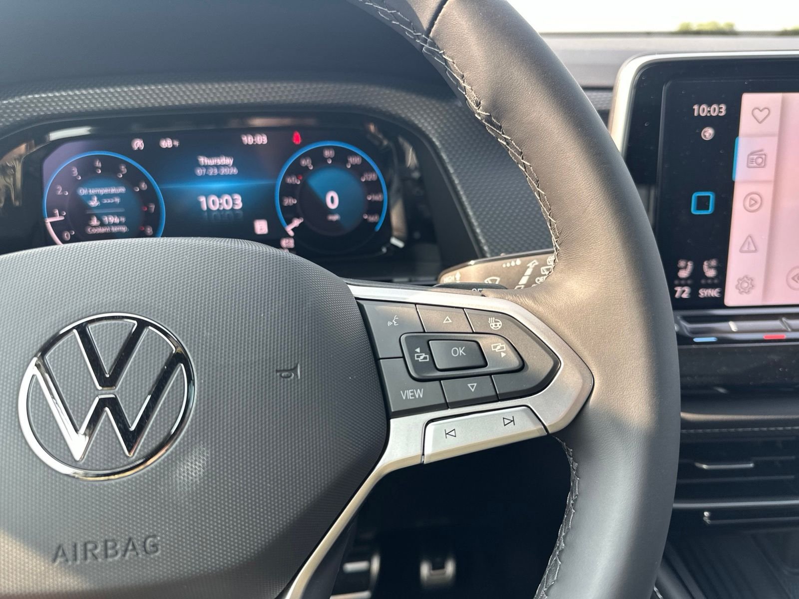 New 2026 White/off-white Volkswagen 2.0T SEL R-Line Black image 51