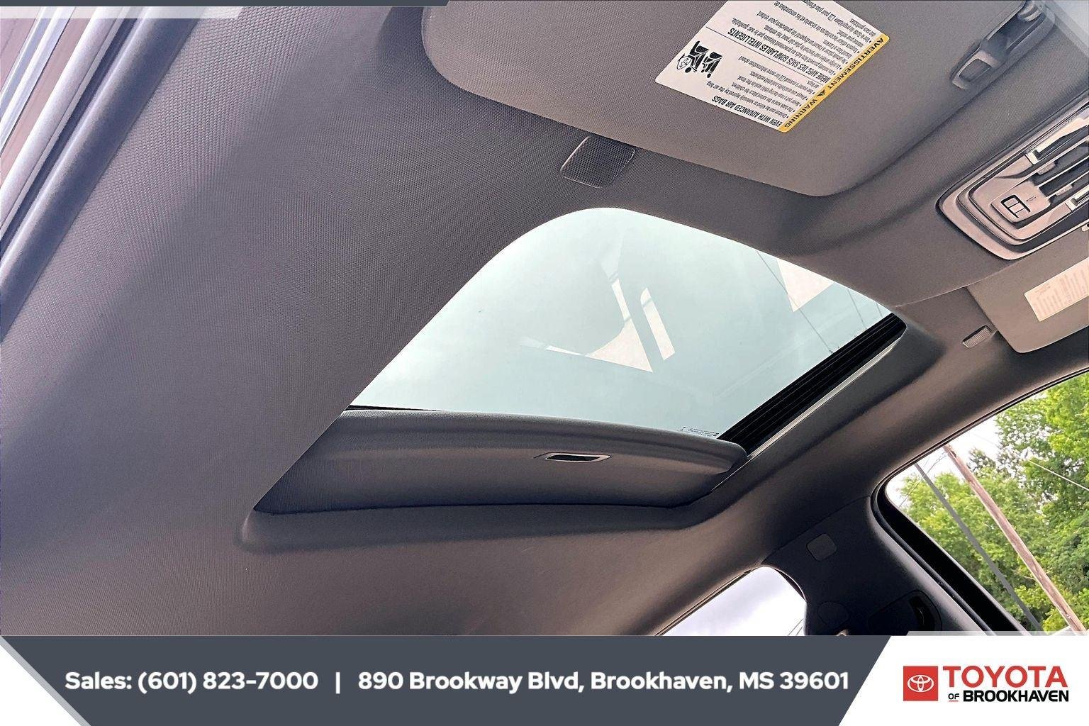 Used 2021 Onyx Black GMC Denali image 18