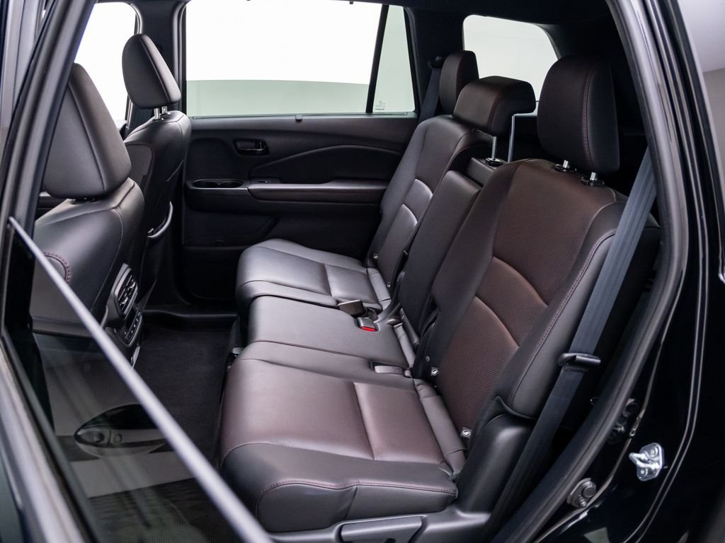 2024 Honda Passport Black Edition - Photo 17