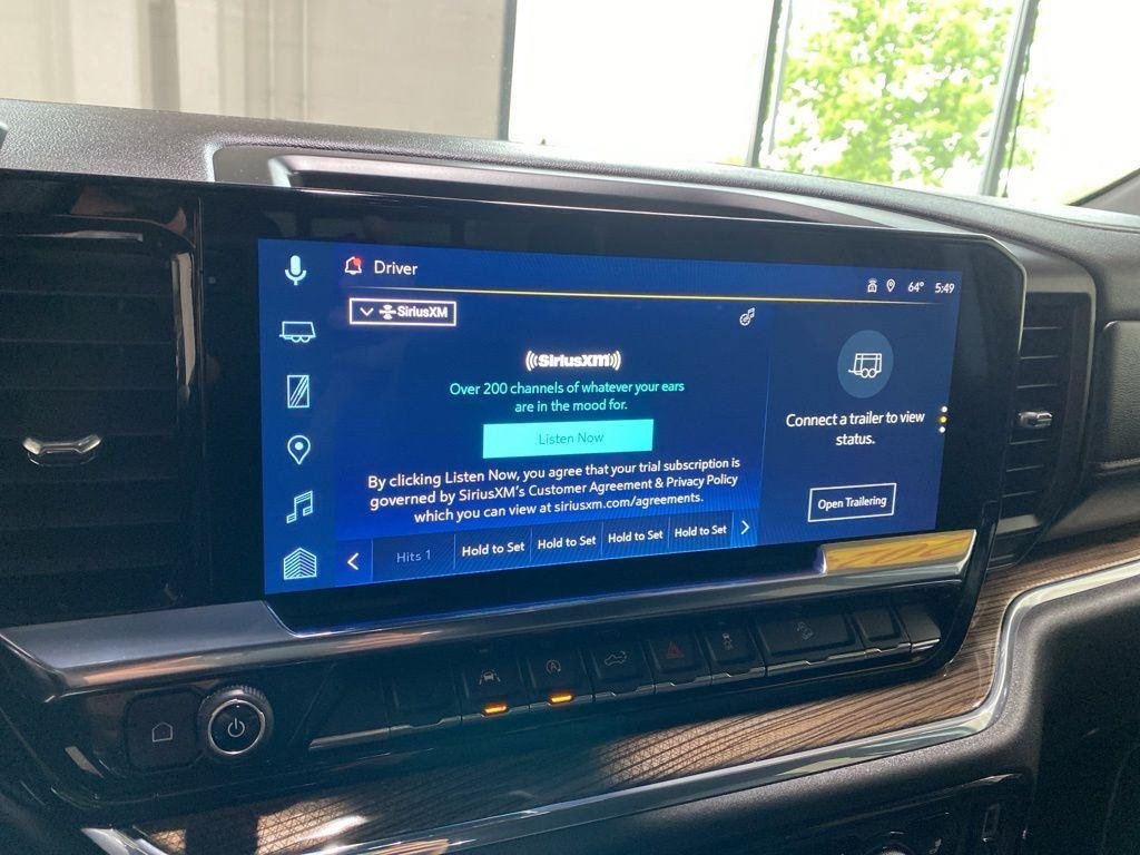 Used 2024 Lakeshore Blue Chevrolet LT image 18