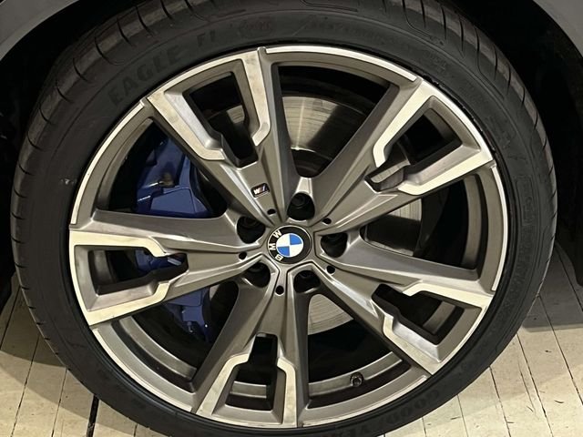 Used 2020 Gray BMW M35i image 12