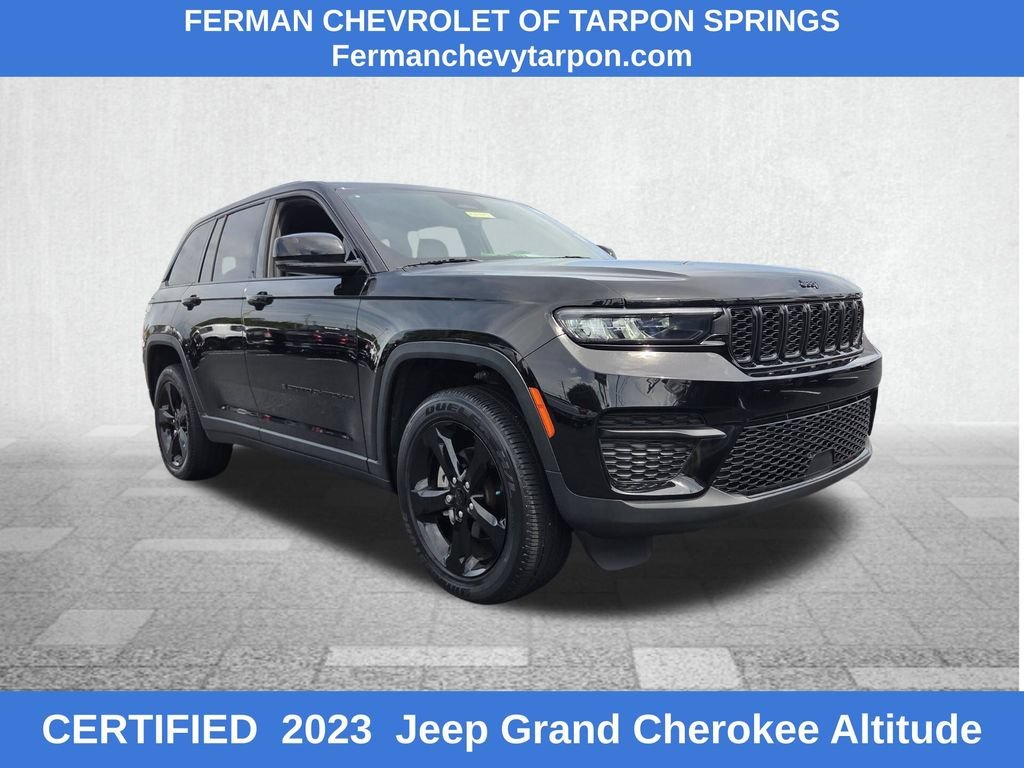 Used 2023 Black Jeep Altitude 4x4 image 1
