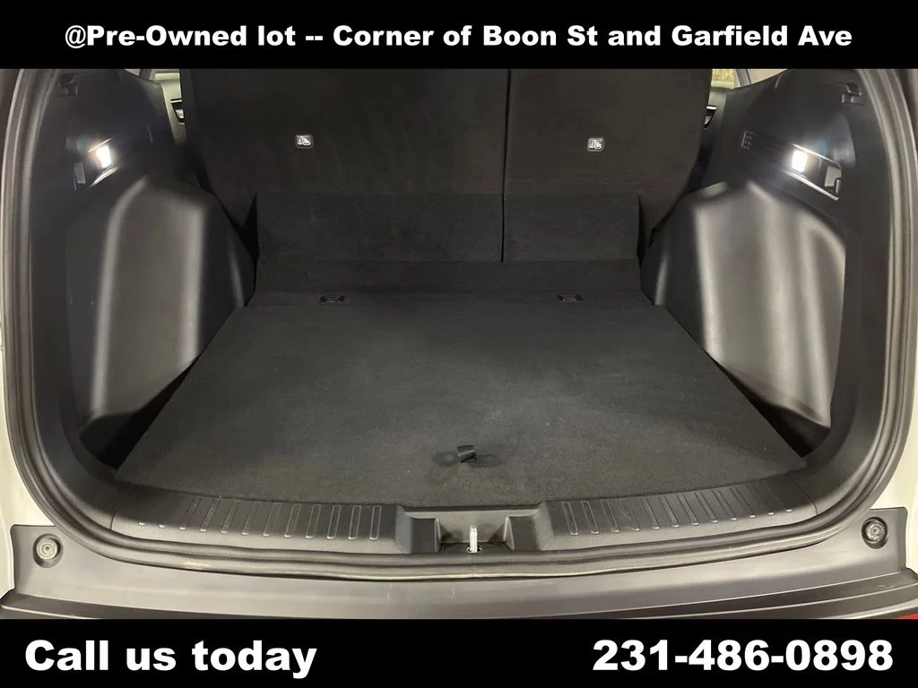 Used 2023  Honda EX-L image 27