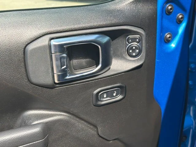 Certified Used 2025 Blue Jeep Sport S image 18