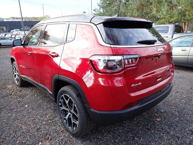 2026 Jeep Compass Limited photo 3