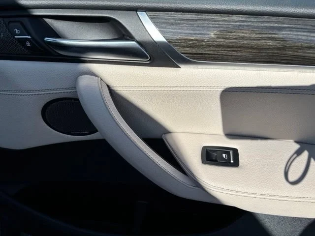 Used 2016 Gray BMW xDrive35i image 23