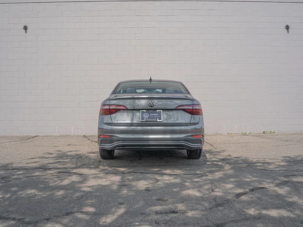 Used 2024  Volkswagen 1.5T SE image 6