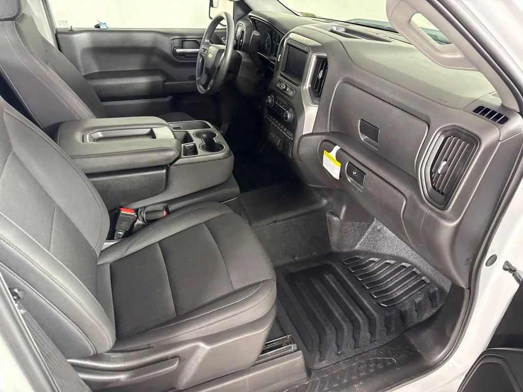 Used 2025 White Chevrolet WT image 20