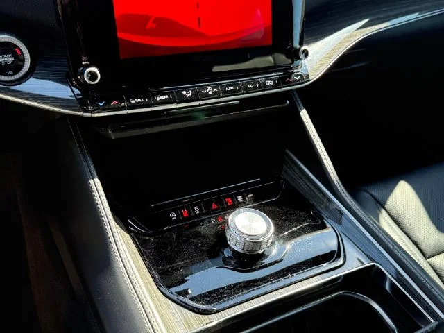 Used 2022 Diamond Black Jeep Series II image 17