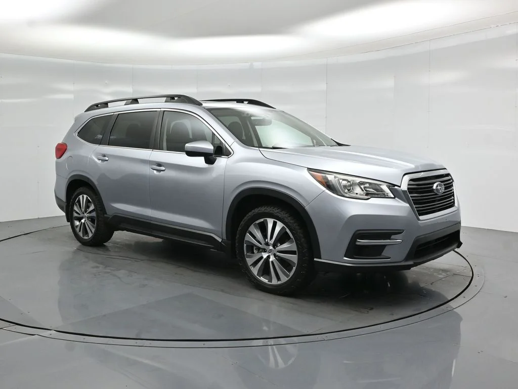 Used 2019 Silver Subaru Premium image 19