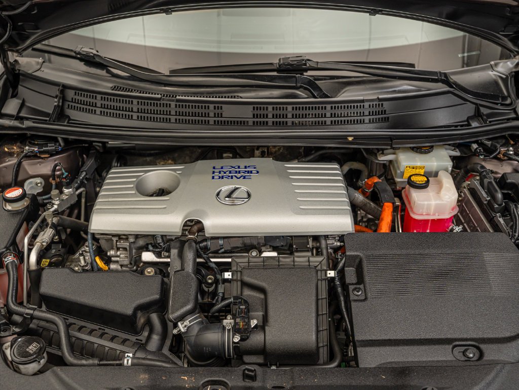 Used 2014 Pearl Lexus 200h image 47