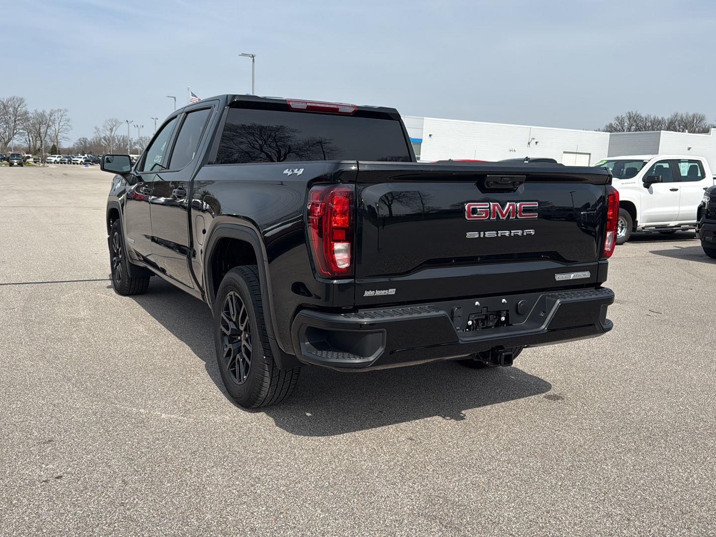 Used 2025 Onyx Black GMC Elevation image 15