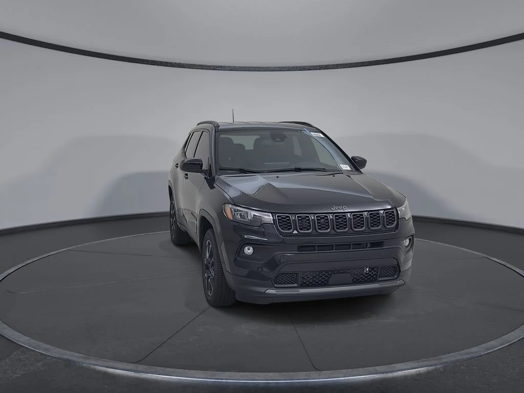 New 2026 Diamond Black Crystal Pearlcoat Jeep Latitude image 4