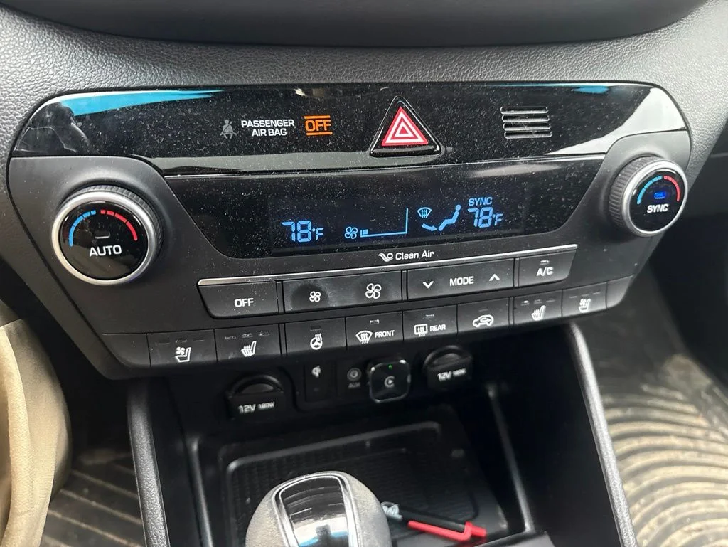 Used 2021 Blue Hyundai Ultimate image 13