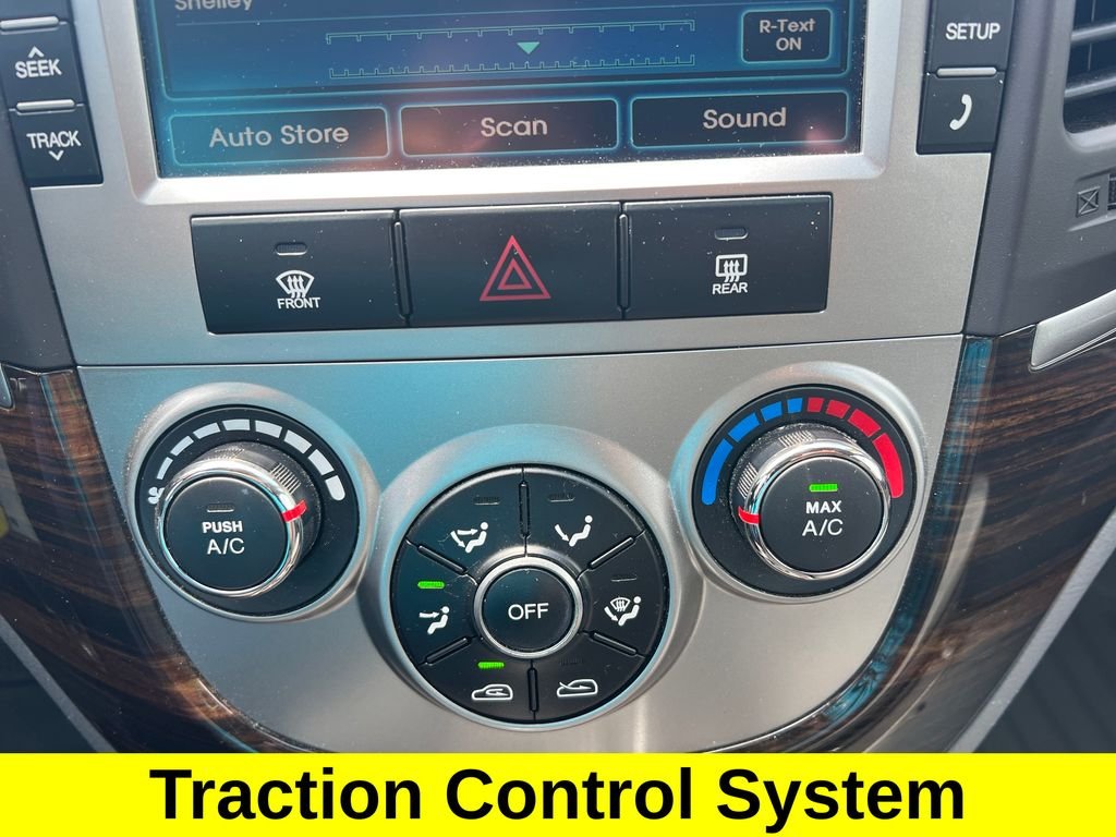Used 2011 White Hyundai SE image 19