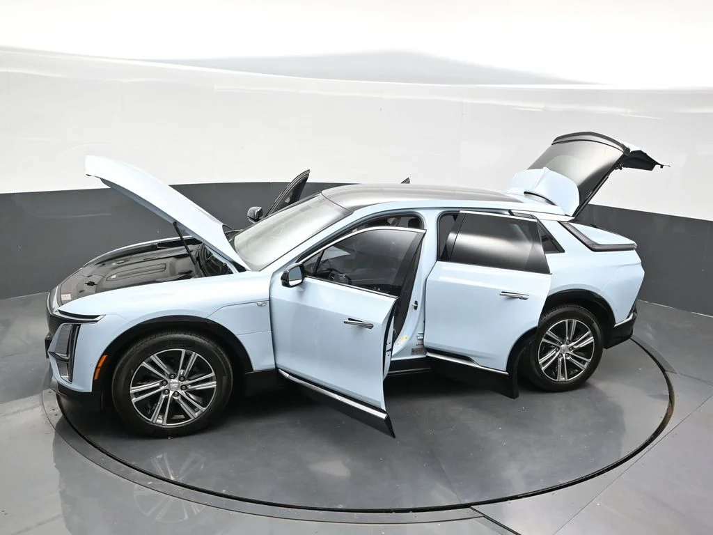 Used 2024 Blue Cadillac Luxury image 42