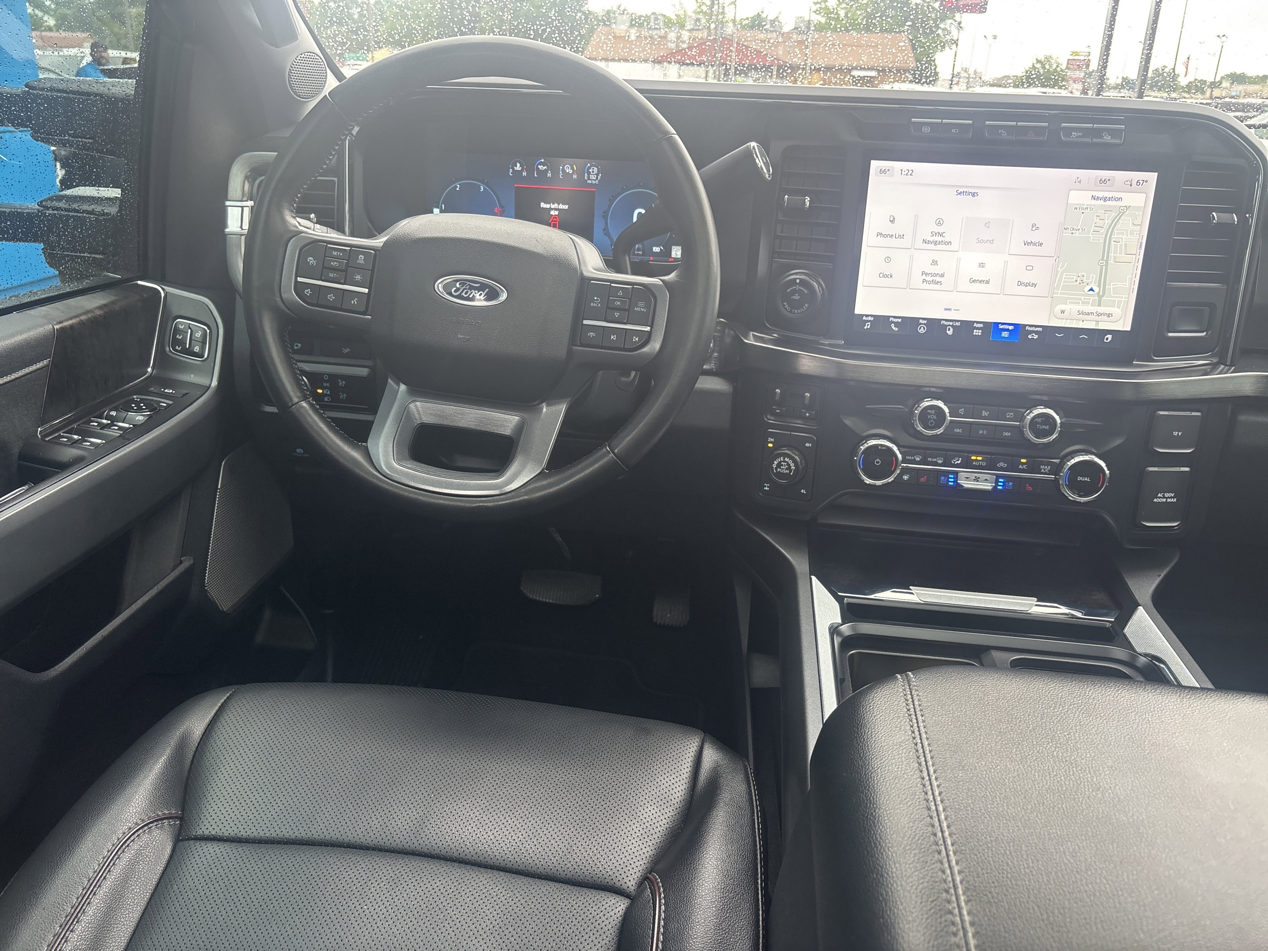 Used 2023  Ford XL image 24