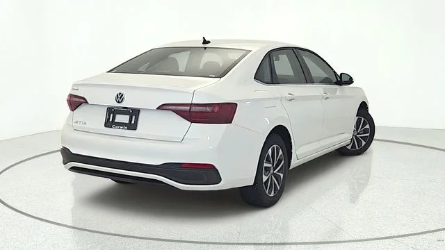 Used 2024 Pure White Volkswagen 1.5T S image 6