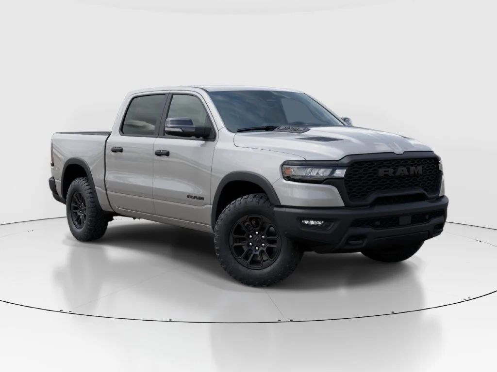 New 2026 Silver Zynith Exterior Paint RAM Rebel image 6