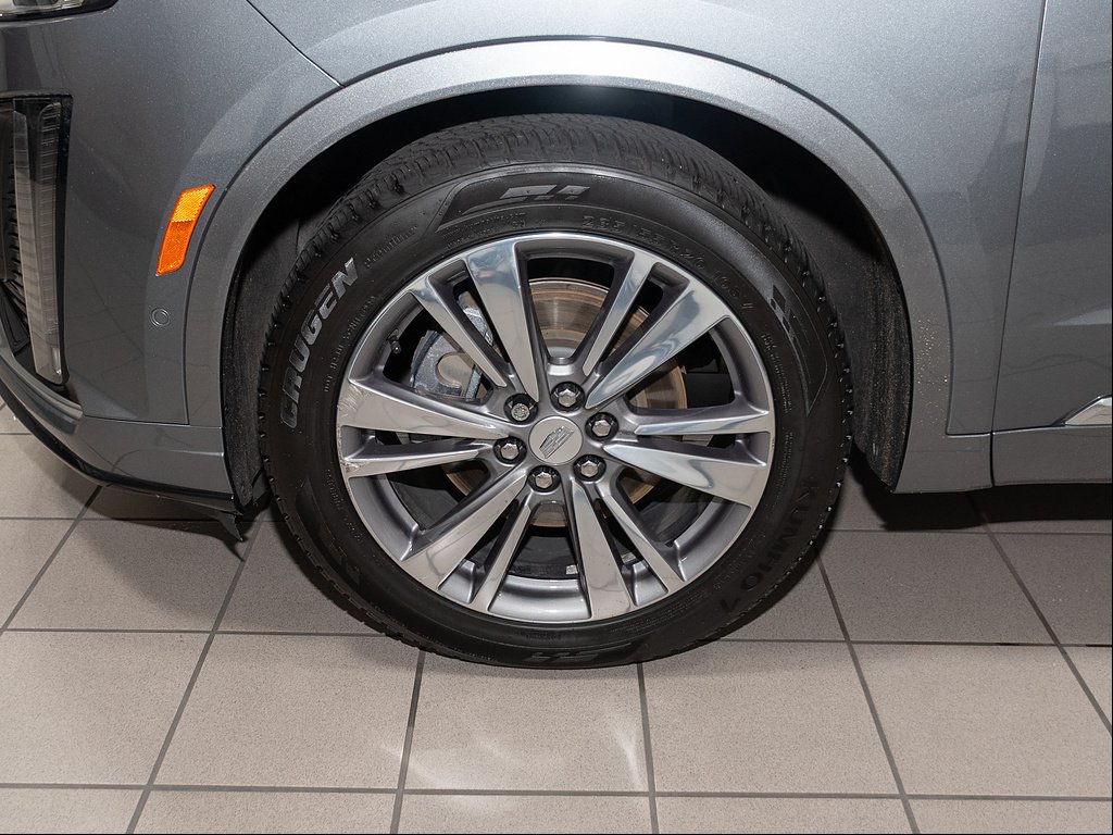 Used 2020 Shadow Metallic Cadillac Premium Luxury image 5