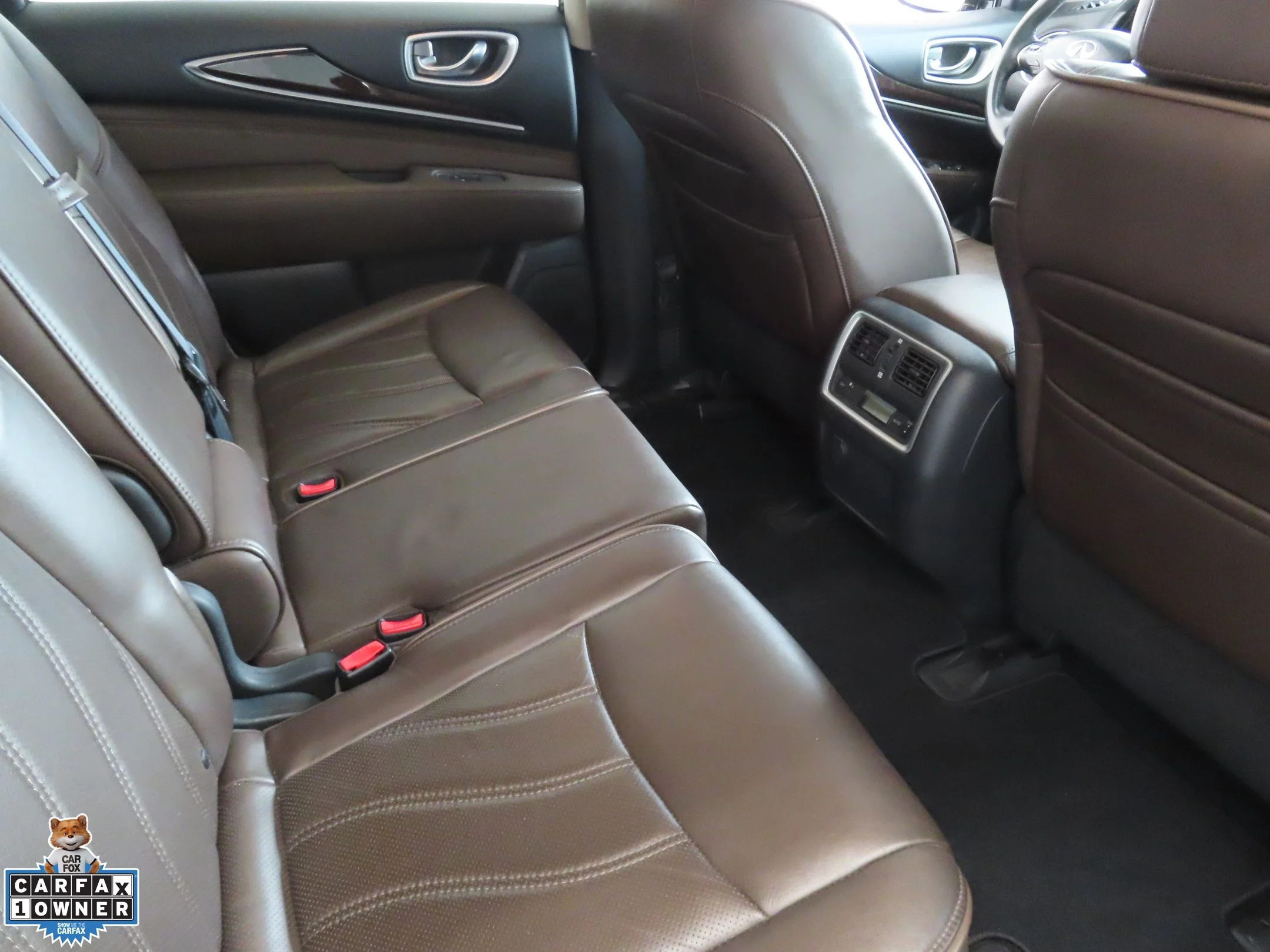 Used 2014 Black INFINITI Base image 24