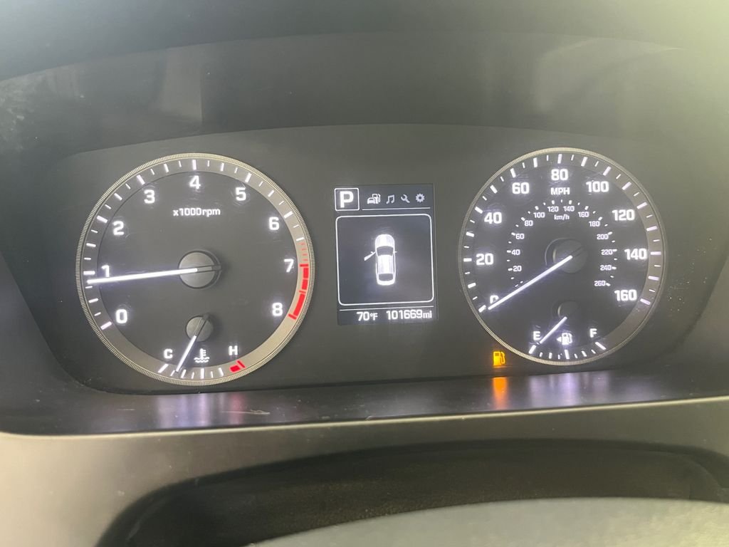 Used 2017 Blue Hyundai Sport image 10
