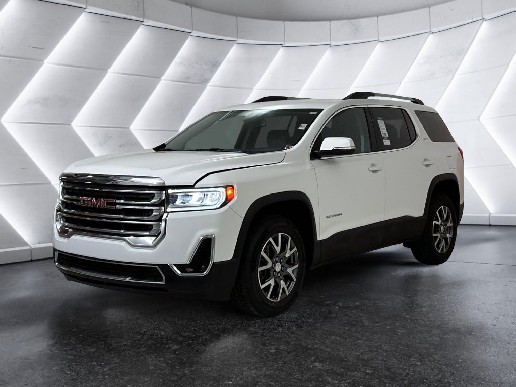Used 2023 White GMC SLT image 3