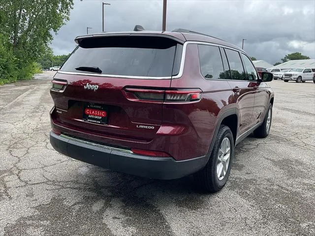 New 2026 Velvet Red Pearl-Coat Exterior Paint Jeep Laredo X image 5