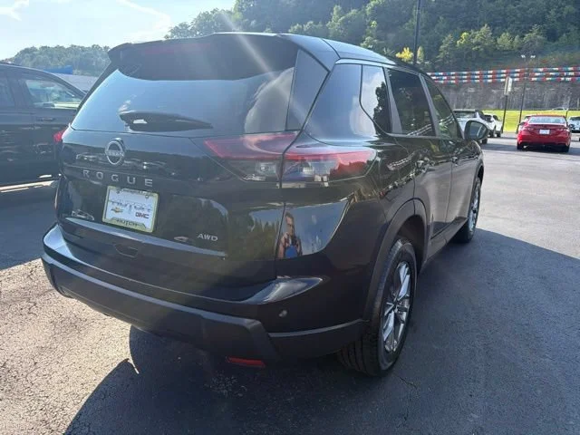 Used 2026 Black Nissan SV image 3