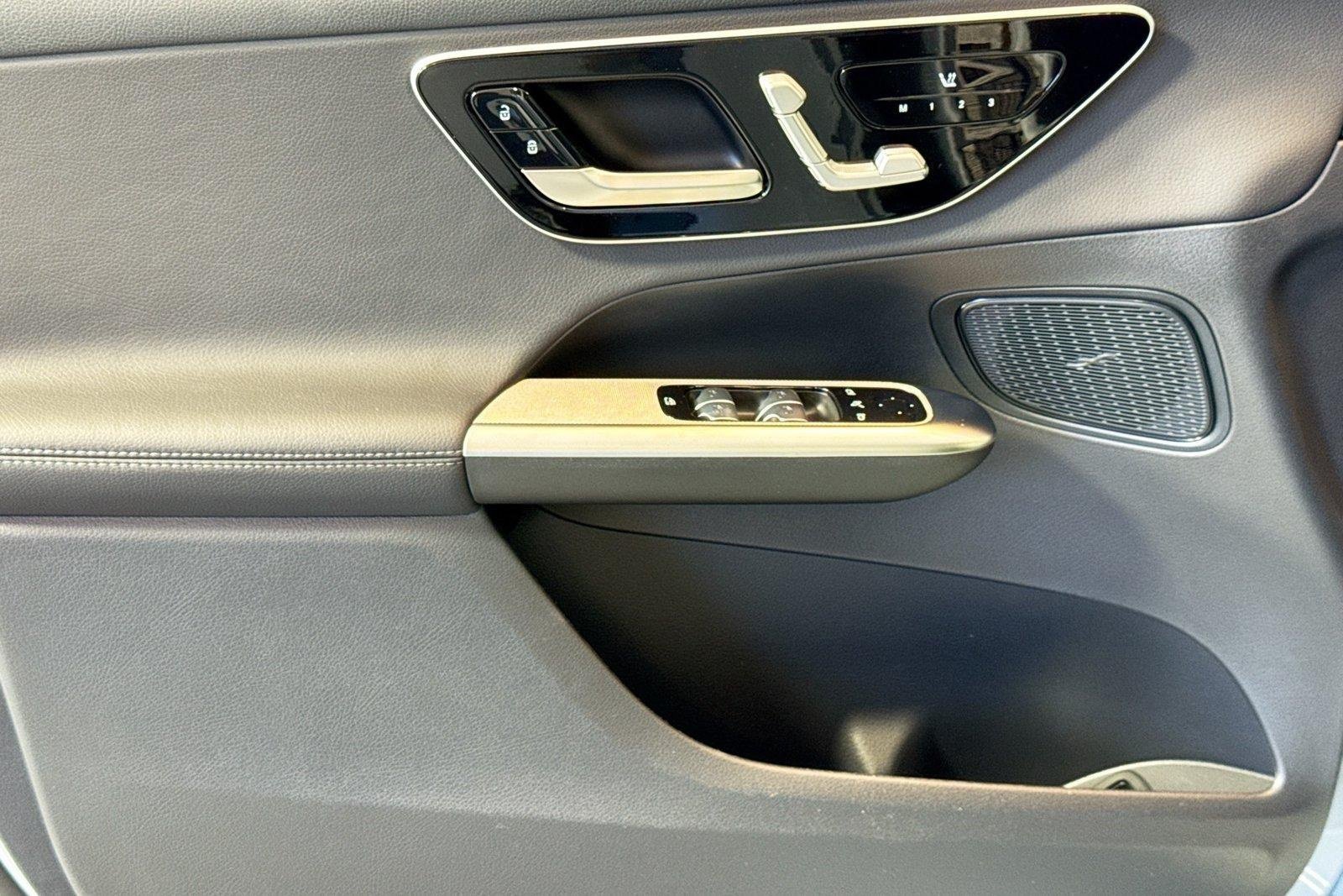 New 2026 Cirrus Silver Metallic Mercedes-Benz GLC 300 image 16