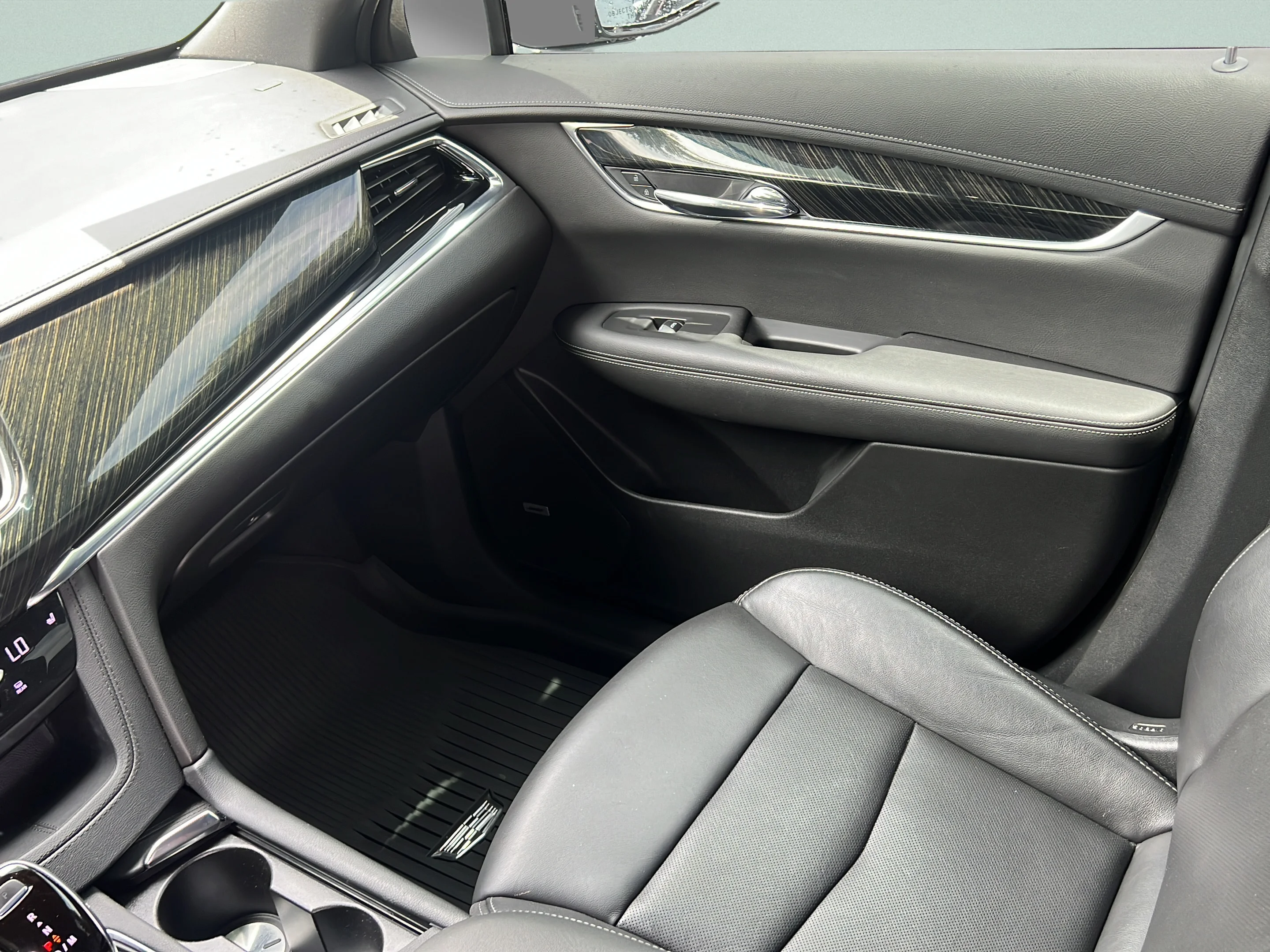 Used 2021 Satin Steel Metallic Cadillac Premium Luxury image 14
