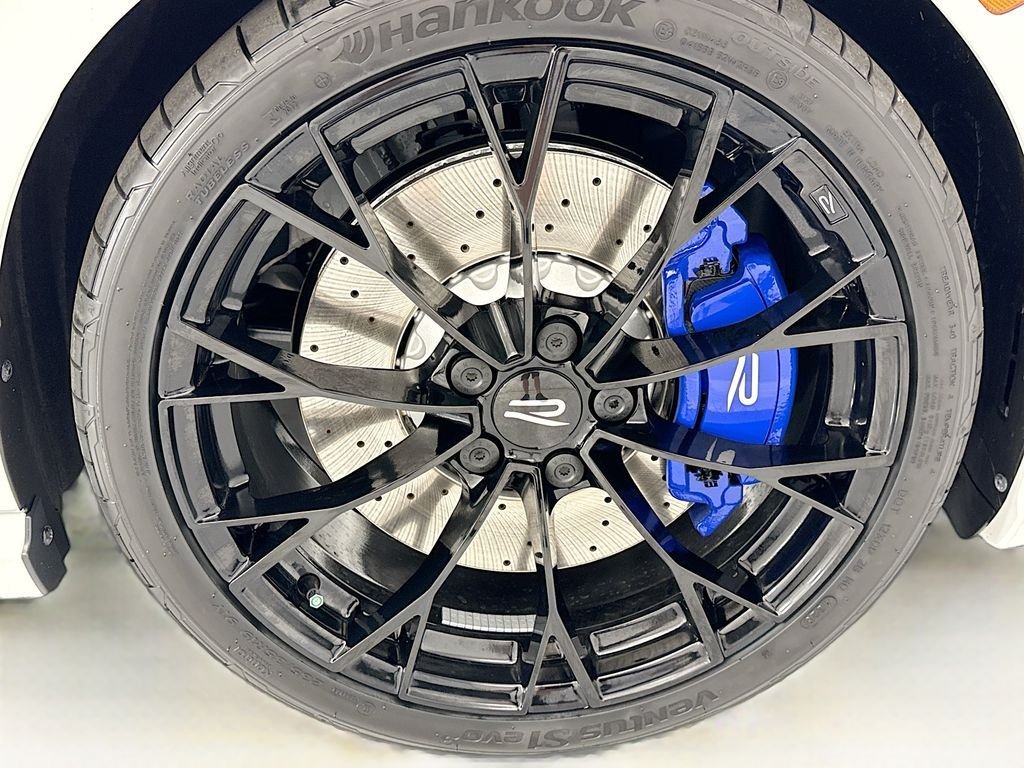 New 2026 Pure White Volkswagen Base image 31