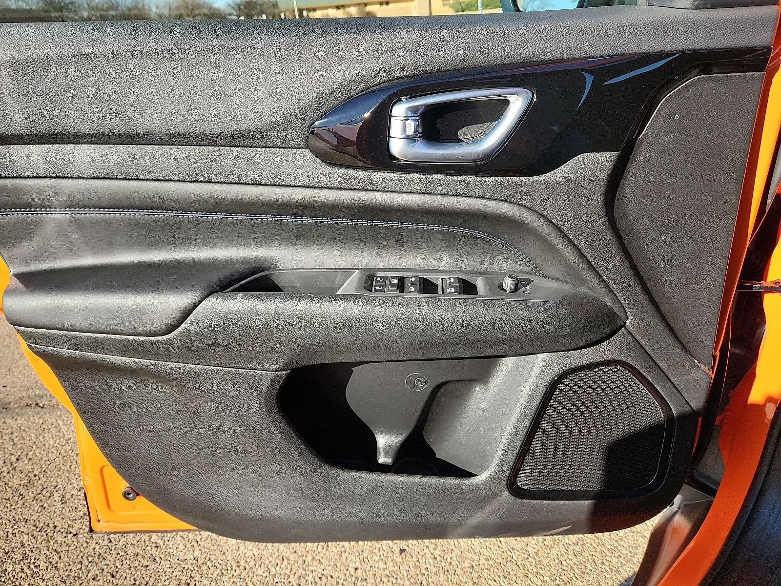 New 2026 Orange Jeep LATITUDE ALTITUDE 4X4 image 14
