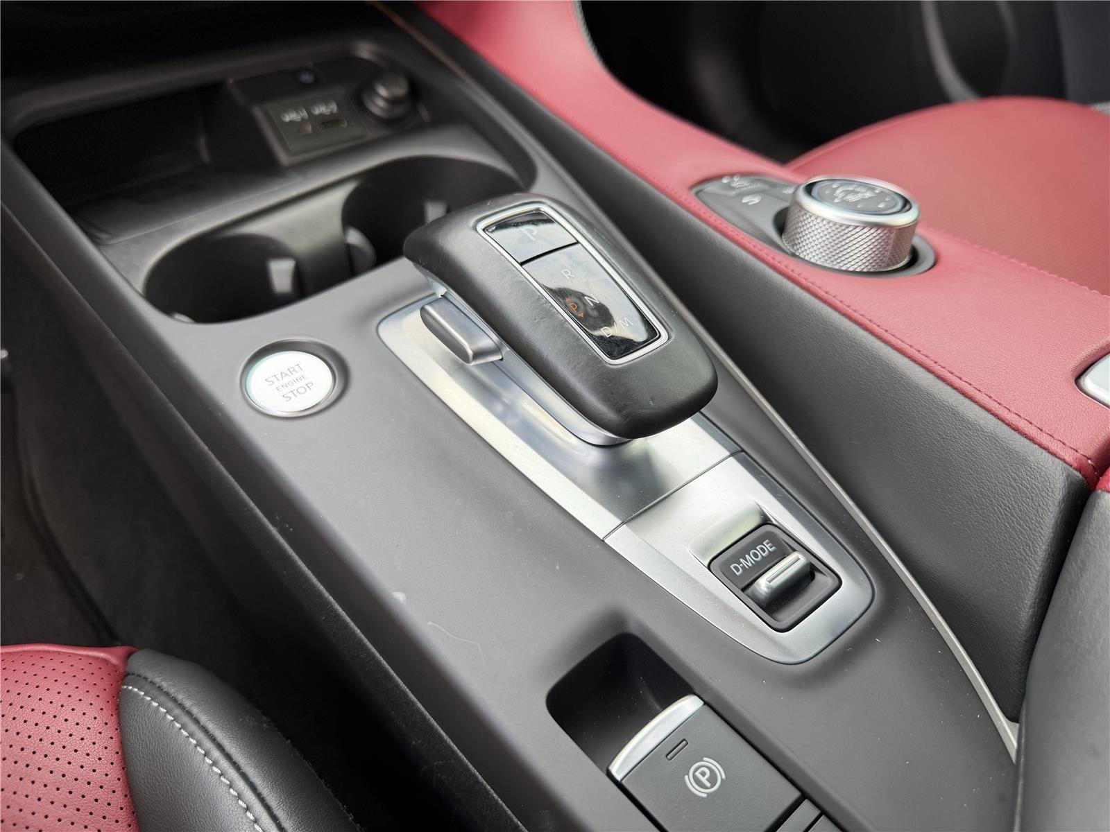 Used 2023  INFINITI SPORT image 14