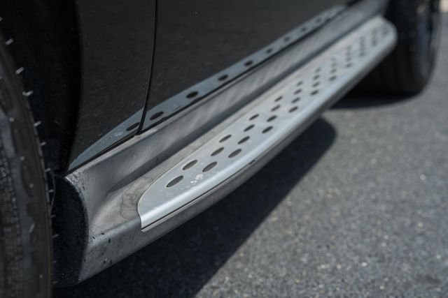 Used 2013 Black Mercedes-Benz ML 350 image 18