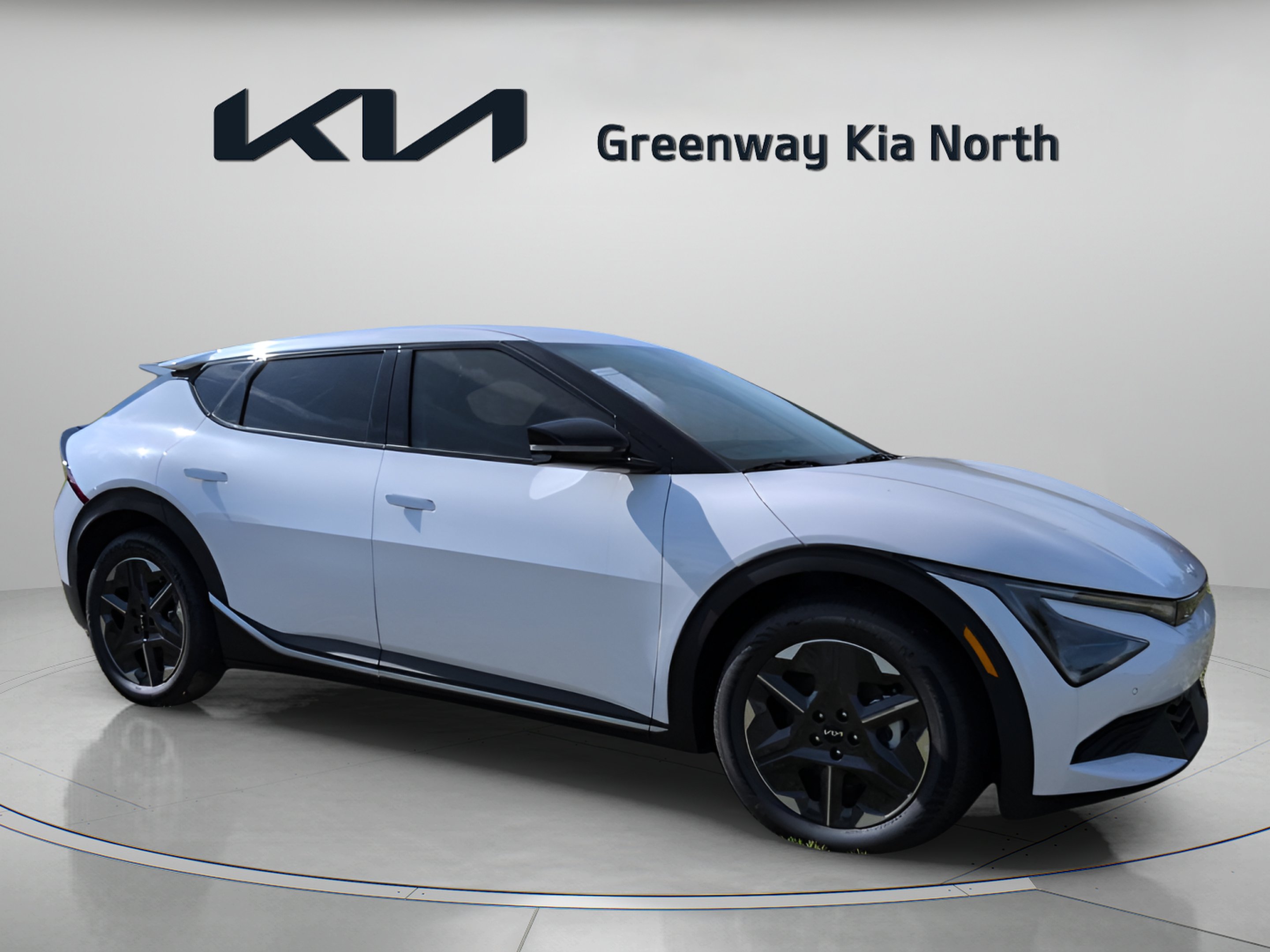 New 2026 Glacial White Pearl Kia Light Long Range image 2