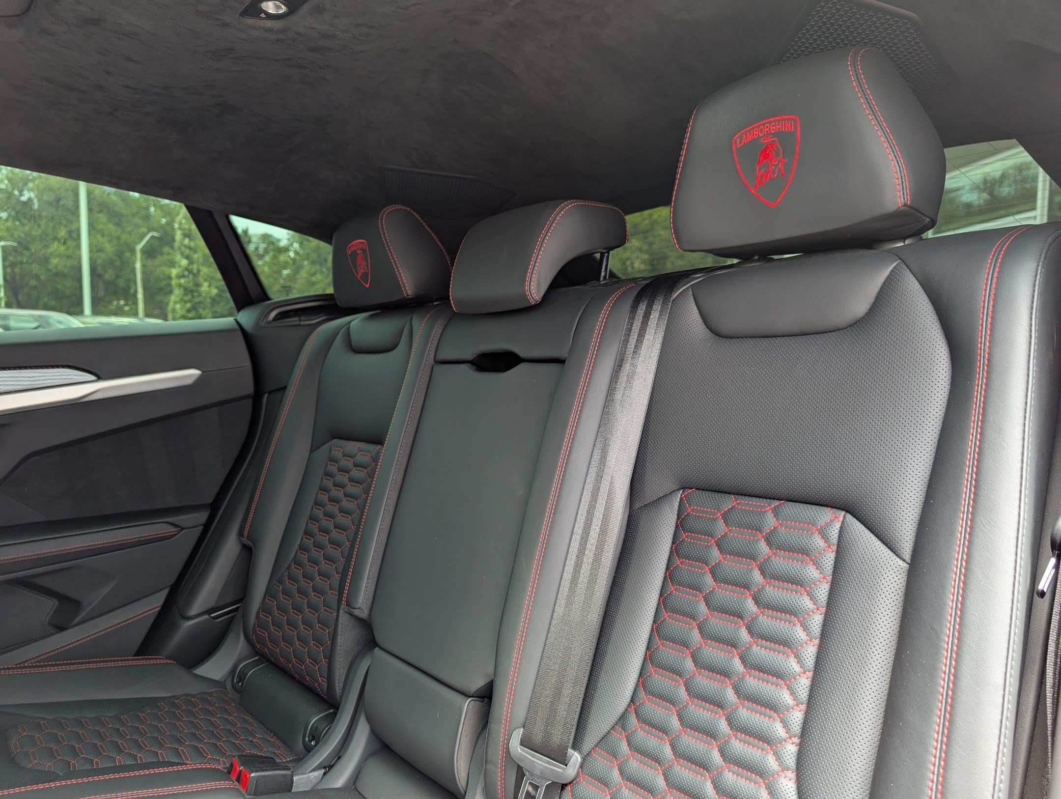 Used 2020 Red Lamborghini Base image 28