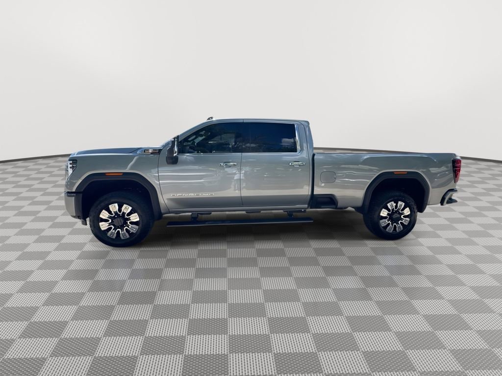 Used 2025 Sterling Metallic GMC Denali image 7