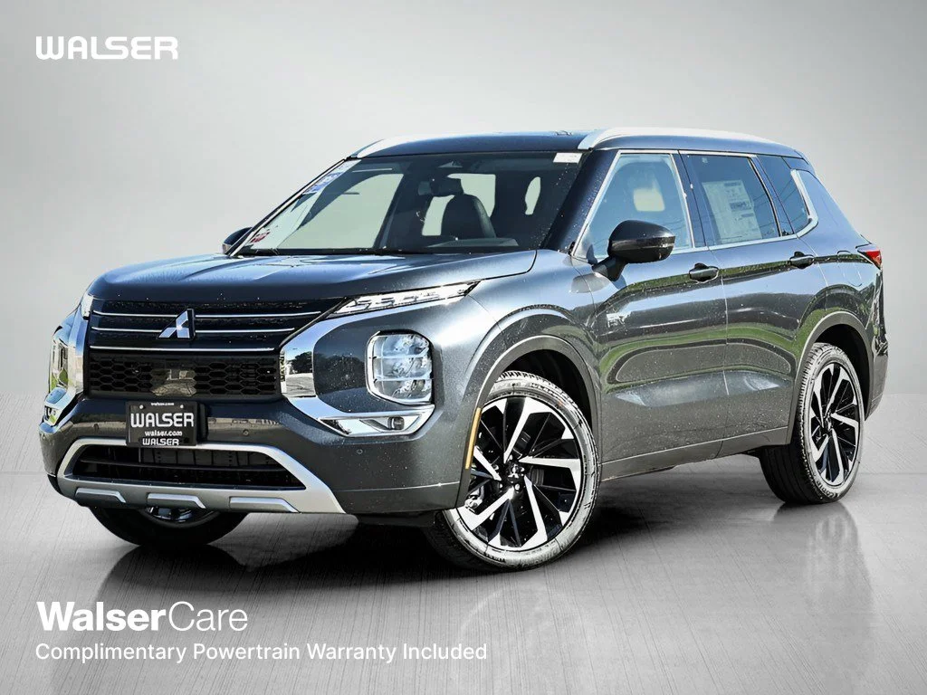 2025 Mitsubishi Outlander Plug-in Hybrid SEL S-AWC's photo