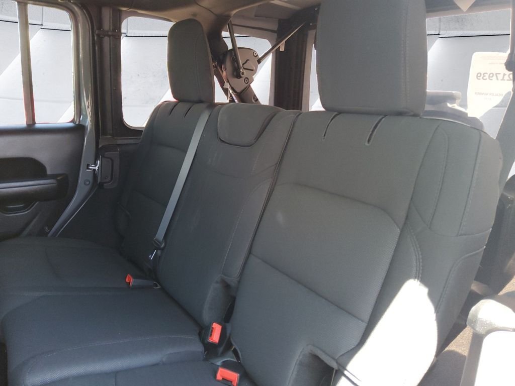 Used 2022 Gray Jeep Unlimited Sport image 18